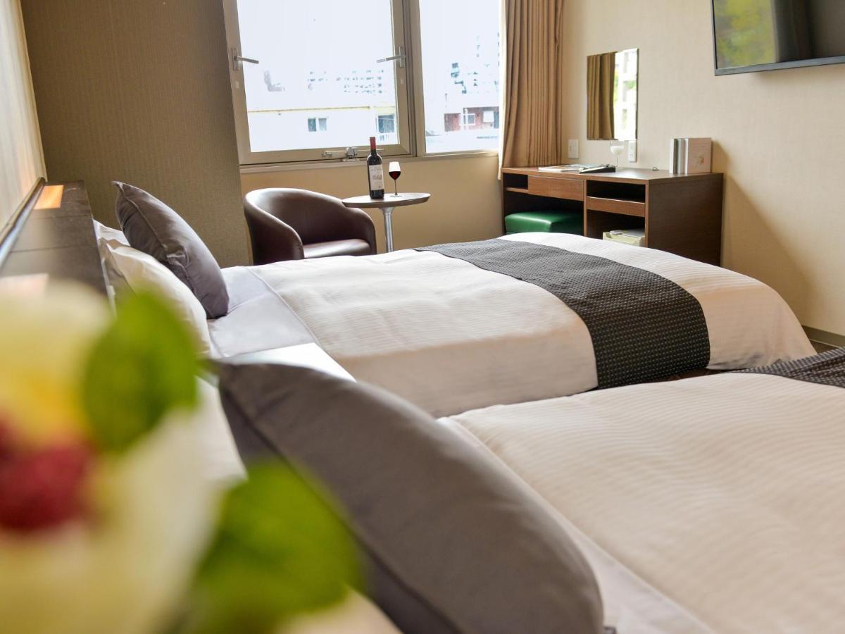Hotel New Gaea Domemae Fukuoka  Bagian luar foto