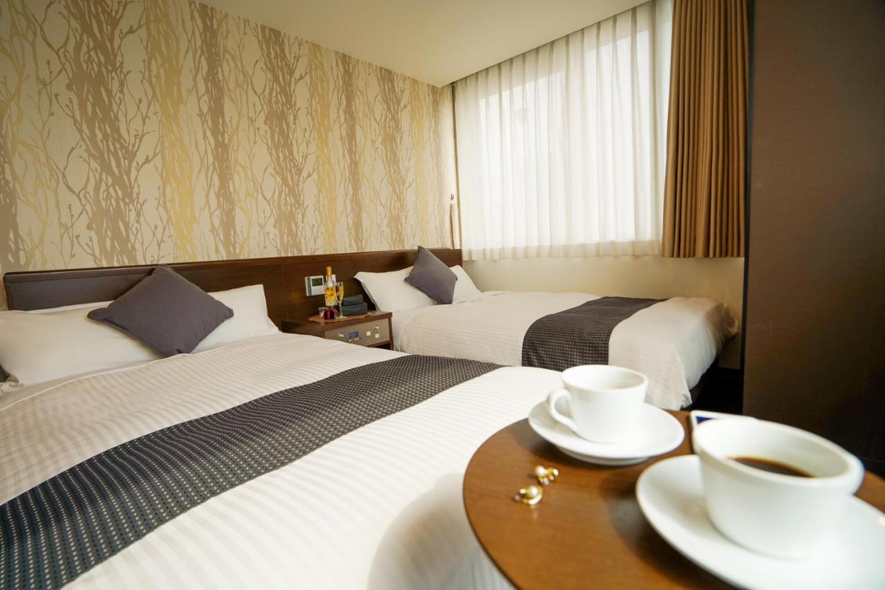 Hotel New Gaea Domemae Fukuoka  Bagian luar foto