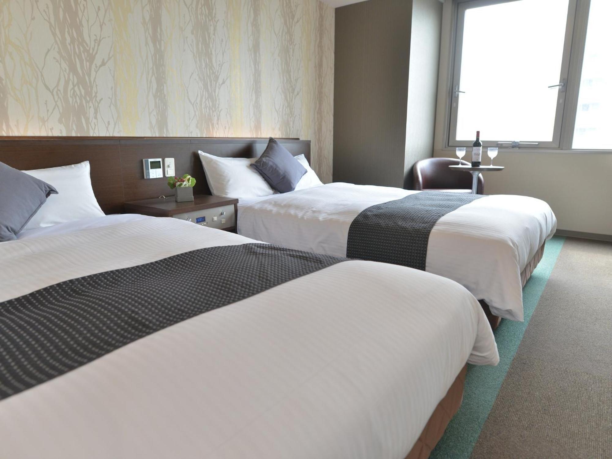 Hotel New Gaea Domemae Fukuoka  Bagian luar foto
